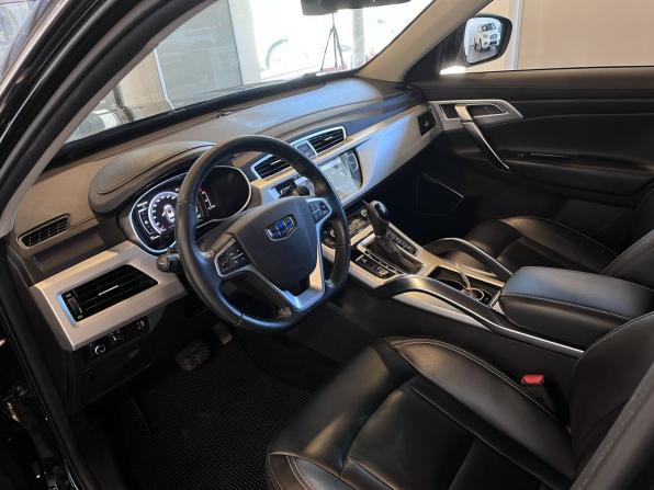 Geely Atlas I с пробегом 2018 года, цена 1 826 000 рублей, 103772 км, внедорожник, Автокод Объявления