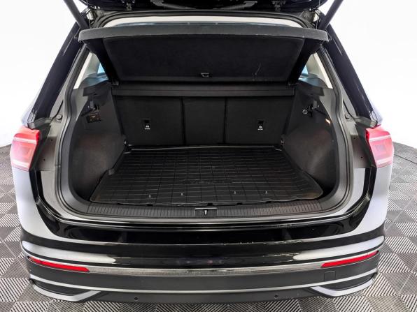 Volkswagen Tiguan II Рестайлинг с пробегом 2021 года, цена 3 750 000 рублей, 17314 км, внедорожник, Автокод Объявления