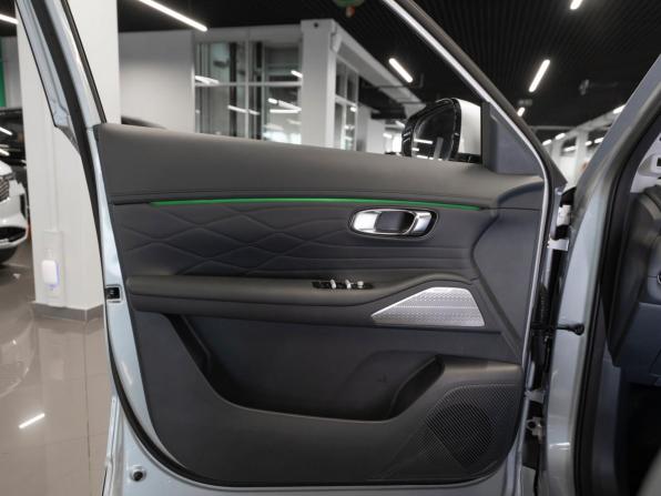 Geely Galaxy Starship 7 с пробегом 2025 года, цена 3 450 000 рублей, 25 км, внедорожник, Автокод Объявления