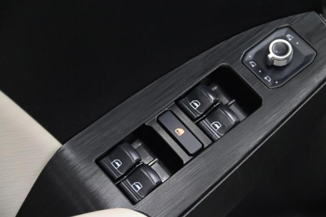 Haval Jolion I с пробегом 2023 года, цена 1 995 950 рублей, 47573 км, внедорожник, Автокод Объявления