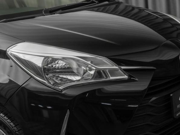 Toyota Vitz III (XP130) Рестайлинг с пробегом 2018 года, цена 1 050 000 рублей, 53960 км, хэтчбек, Автокод Объявления