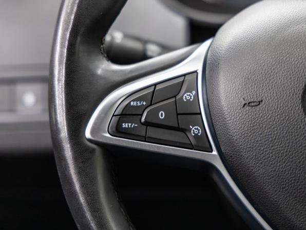 Renault Arkana I с пробегом 2021 года, цена 1 348 000 рублей, 55180 км, внедорожник, Автокод Объявления