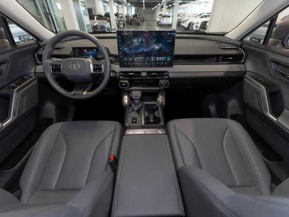 Toyota RAV4 VI (XA60) с пробегом 2026 года, цена 4 200 000 рублей, 50 км, внедорожник, Автокод Объявления