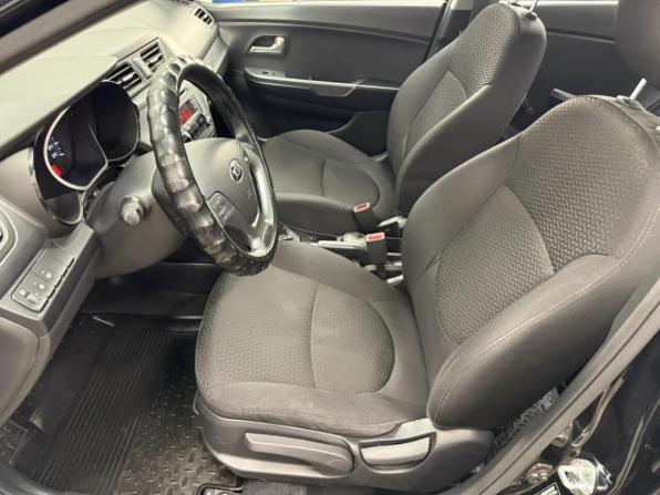 Kia Rio III Рестайлинг с пробегом 2016 года, цена 970 981 рубль, 85361 км, седан, Автокод Объявления