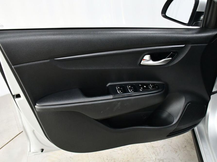 Kia Rio IV Рестайлинг Новосибирск  - изображение 17