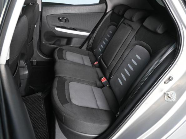 Kia Ceed II с пробегом 2013 года, цена 979 000 рублей, 177537 км, хэтчбек, Автокод Объявления
