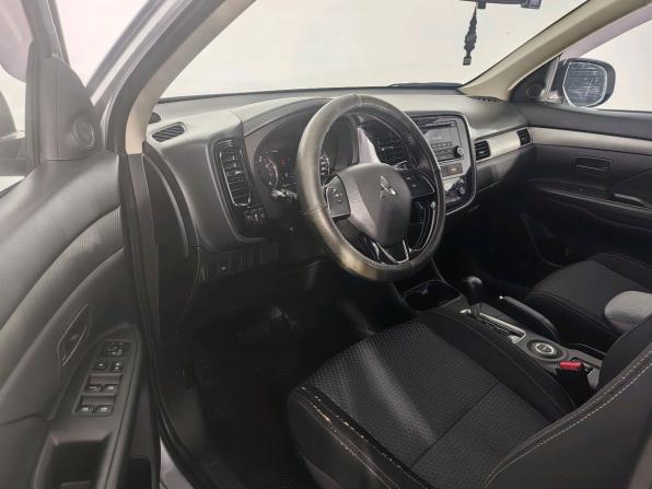 Mitsubishi Outlander III Рестайлинг 2 с пробегом 2016 года, цена 1 700 000 рублей, 164400 км, внедорожник, Автокод Объявления