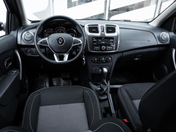 Renault Sandero II Рестайлинг с пробегом 2021 года, цена 1 565 000 рублей, 25914 км, хэтчбек, Автокод Объявления
