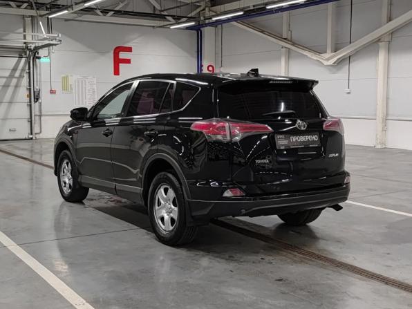 Toyota RAV4 IV (XA40) Рестайлинг с пробегом 2016 года, цена 1 799 000 рублей, 244692 км, внедорожник, Автокод Объявления