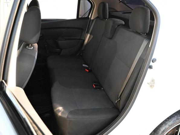Renault Logan II Рестайлинг с пробегом 2018 года, цена 954 000 рублей, 107728 км, седан, Автокод Объявления