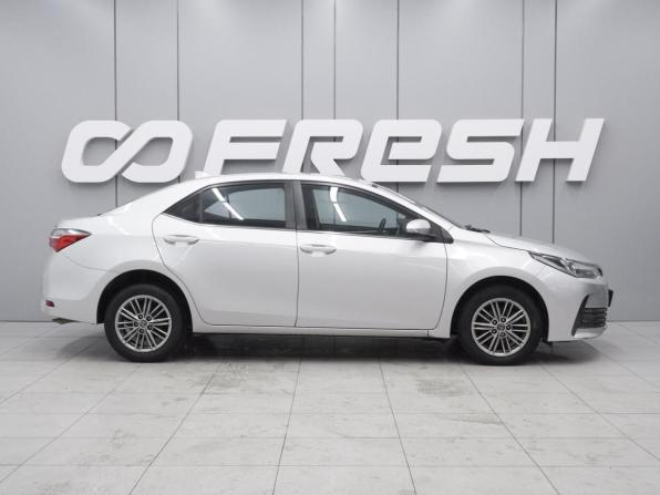Toyota Corolla XI (E160 E170 E180) Рестайлинг 1 с пробегом 2018 года, цена 1 670 000 рублей, 166313 км, седан, Автокод Объявления
