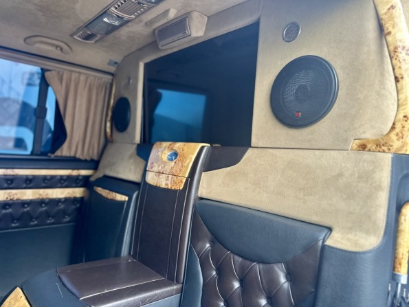 Volkswagen Multivan T5 с пробегом 2007 года, цена 1 259 900 рублей, 311000 км, минивэн, Автокод Объявления