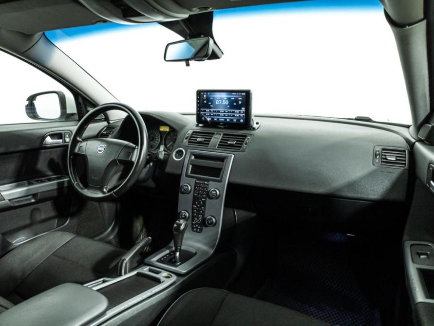 Volvo S40 II Рестайлинг Санкт-Петербург  - изображение 9
