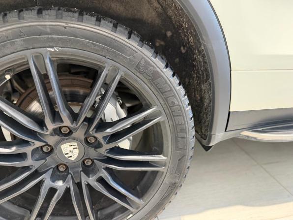Porsche Cayenne II (958) с пробегом 2011 года, цена 2 340 000 рублей, 189000 км, внедорожник, Автокод Объявления