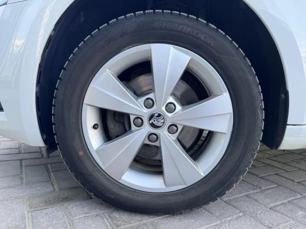 Skoda Octavia III (A7) Рестайлинг с пробегом 2019 года, цена 2 055 000 рублей, 70363 км, лифтбек, Автокод Объявления