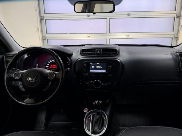 Kia Soul II Рестайлинг с пробегом 2018 года, цена 1 815 000 рублей, 20450 км, хэтчбек, Автокод Объявления