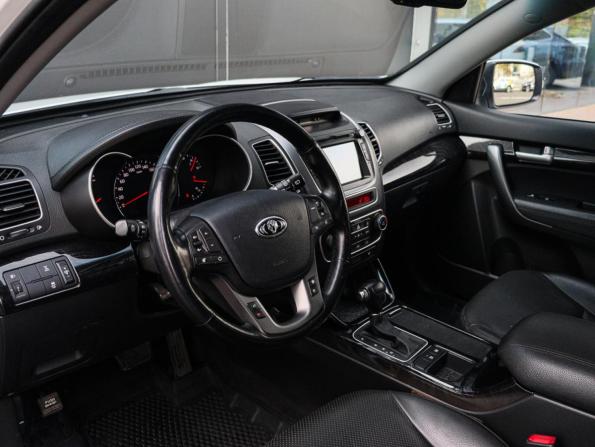 Kia Sorento II Рестайлинг с пробегом 2018 года, цена 2 699 000 рублей, 74388 км, внедорожник, Автокод Объявления