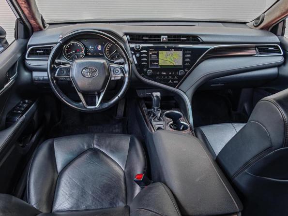 Toyota Camry VIII (XV70) с пробегом 2019 года, цена 2 850 000 рублей, 131171 км, седан, Автокод Объявления