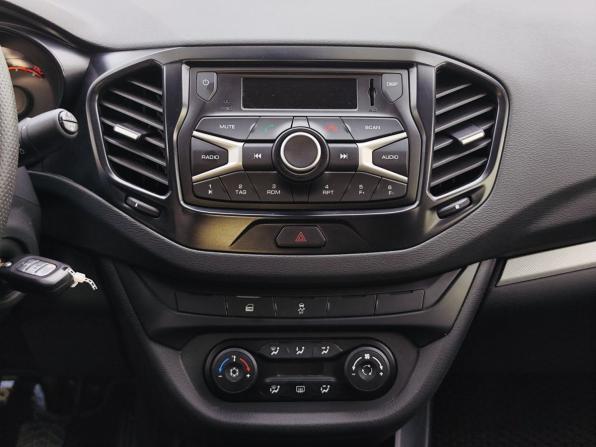 Lada (ВАЗ) Vesta I с пробегом 2020 года, цена 900 000 рублей, 83828 км, седан, Автокод Объявления