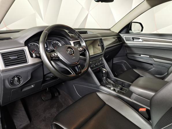 Volkswagen Teramont I с пробегом 2018 года, цена 2 443 000 рублей, 230932 км, внедорожник, Автокод Объявления