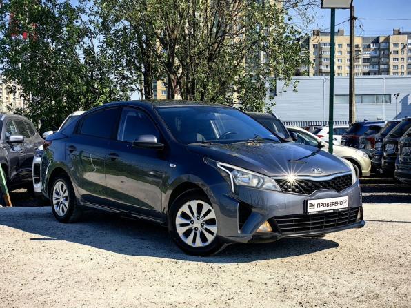 Kia Rio IV Рестайлинг с пробегом 2021 года, цена 989 000 рублей, 265500 км, седан, Автокод Объявления
