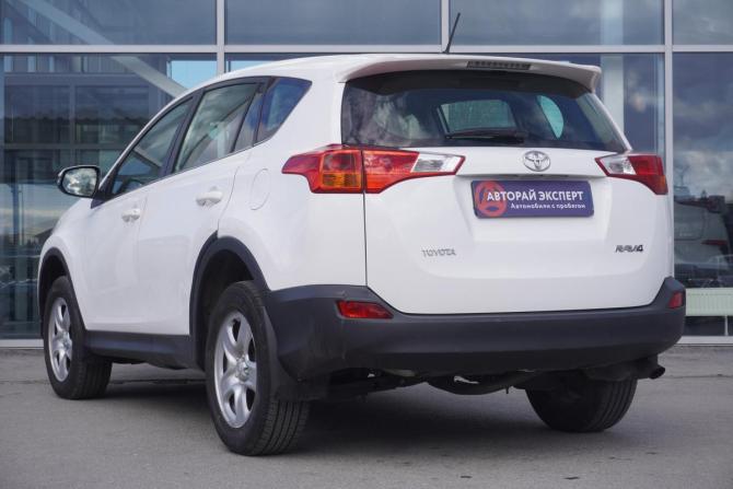 Toyota RAV4 IV (XA40) с пробегом 2013 года, цена 2 300 000 рублей, 25785 км, внедорожник, Автокод Объявления