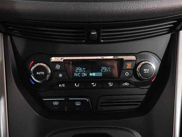 Ford Kuga II с пробегом 2015 года, цена 1 375 000 рублей, 237247 км, внедорожник, Автокод Объявления