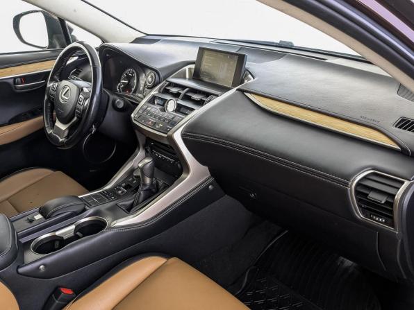 Lexus NX I с пробегом 2015 года, цена 2 410 000 рублей, 153189 км, внедорожник, Автокод Объявления