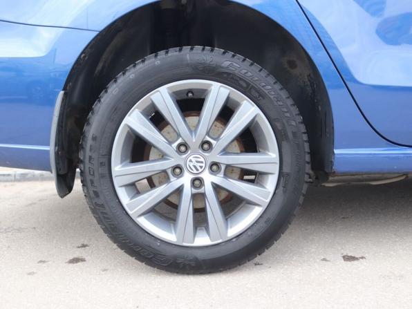 Volkswagen Polo V Рестайлинг с пробегом 2019 года, цена 1 419 000 рублей, 57000 км, седан, Автокод Объявления