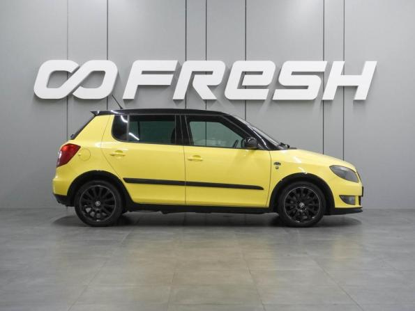 Skoda Fabia II Рестайлинг с пробегом 2014 года, цена 849 000 рублей, 145347 км, хэтчбек, Автокод Объявления