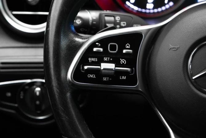 Mercedes-Benz GLC I (X253) Рестайлинг с пробегом 2019 года, цена 3 651 000 рублей, 83237 км, внедорожник, Автокод Объявления