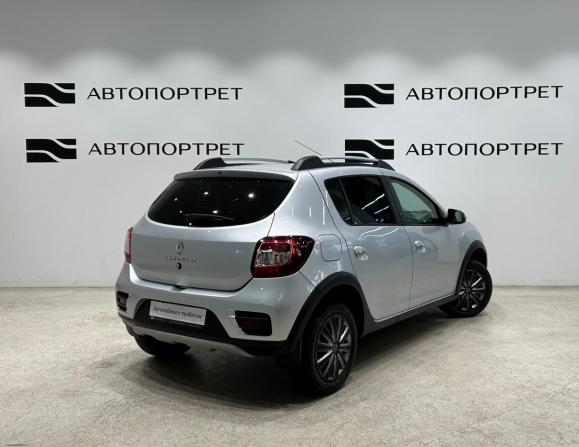 Renault Sandero II Рестайлинг с пробегом 2019 года, цена 749 000 рублей, 335588 км, хэтчбек, Автокод Объявления
