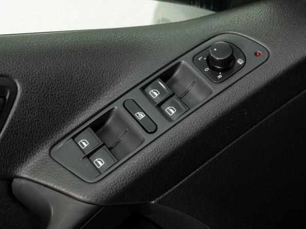 Volkswagen Tiguan I Рестайлинг с пробегом 2012 года, цена 990 000 рублей, 233623 км, внедорожник, Автокод Объявления