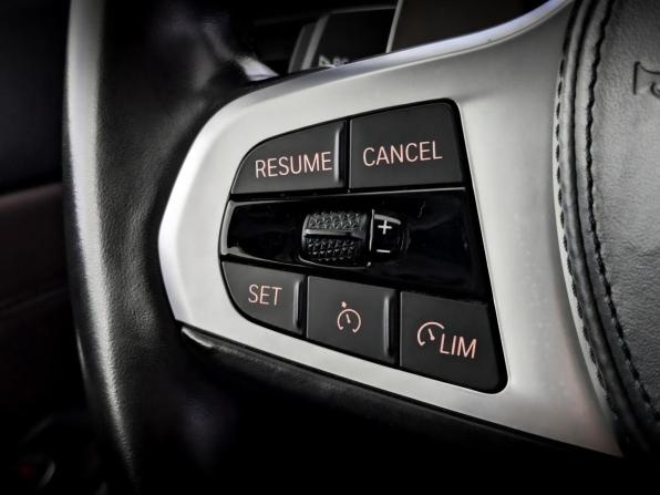 BMW 3 серии VII (G2x) с пробегом 2022 года, цена 4 450 000 рублей, 47797 км, седан, Автокод Объявления