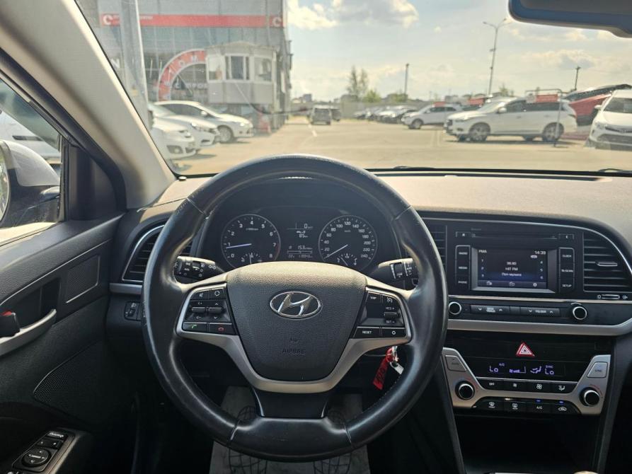 Hyundai Elantra VI (AD) Тюмень  - изображение 15