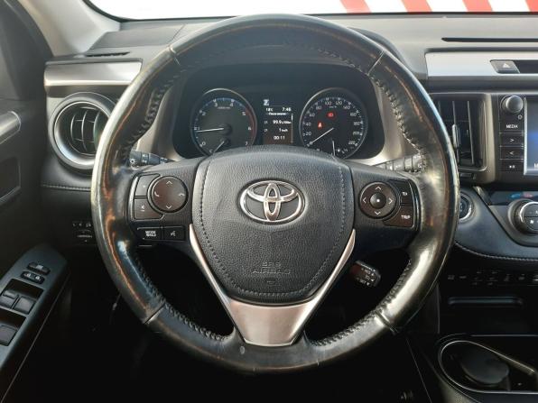 Toyota RAV4 IV (XA40) Рестайлинг с пробегом 2019 года, цена 2 990 000 рублей, 63956 км, внедорожник, Автокод Объявления