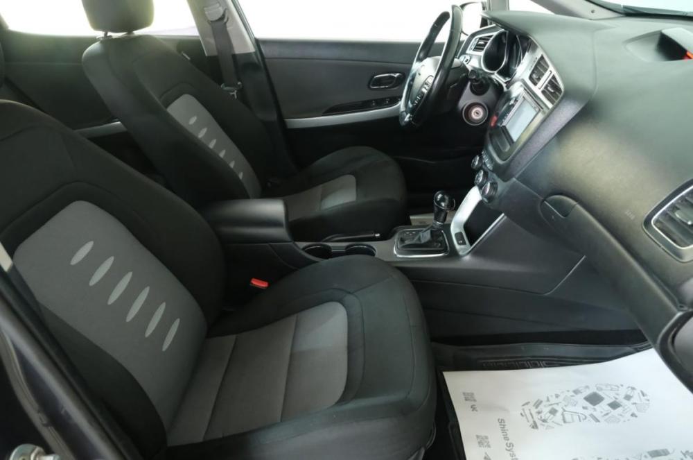 Kia Ceed II Омск  - изображение 18