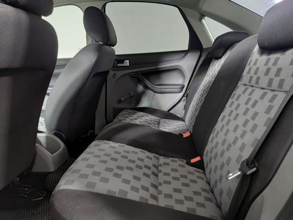 Ford Focus II Рестайлинг с пробегом 2008 года, цена 390 000 рублей, 256000 км, седан, Автокод Объявления