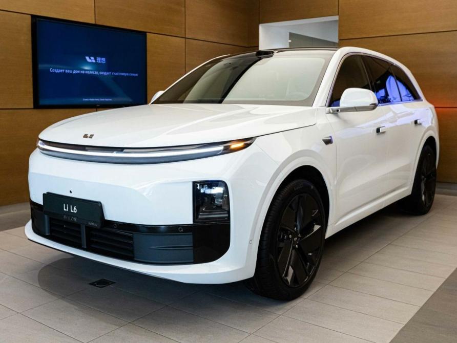 Li Auto (Lixiang) L6 Москва  - изображение 1