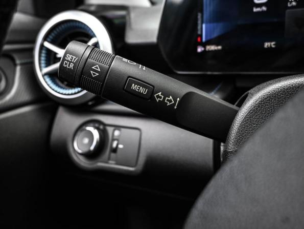 Chevrolet Monza II Рестайлинг с пробегом 2023 года, цена 1 679 000 рублей, 43943 км, седан, Автокод Объявления