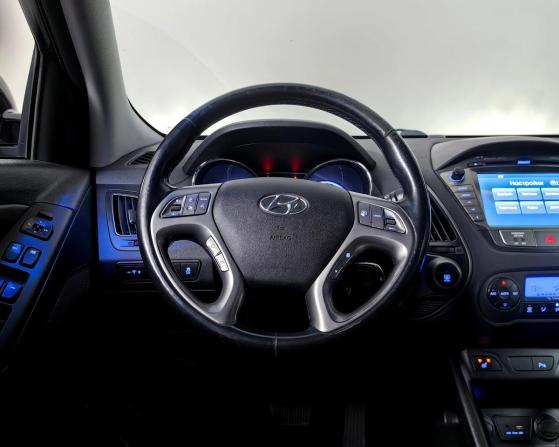 Hyundai ix35 I Рестайлинг с пробегом 2015 года, цена 1 328 000 рублей, 165312 км, внедорожник, Автокод Объявления
