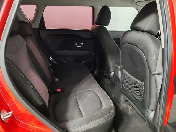 Kia Soul II Рестайлинг с пробегом 2017 года, цена 1 299 000 рублей, 110001 км, хэтчбек, Автокод Объявления