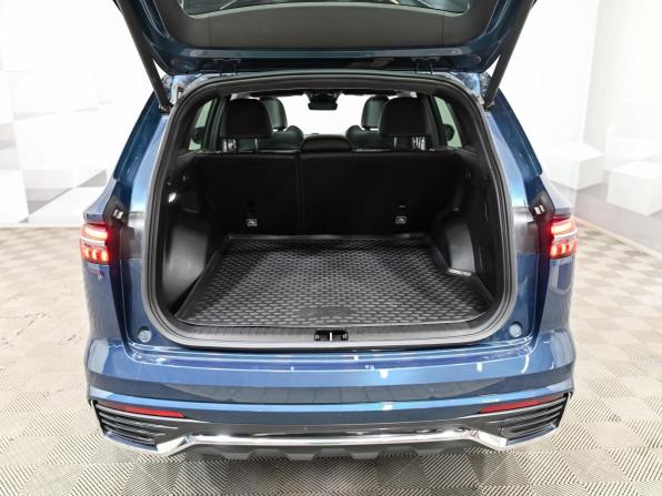 Geely Monjaro I с пробегом 2023 года, цена 3 300 000 рублей, 62598 км, внедорожник, Автокод Объявления