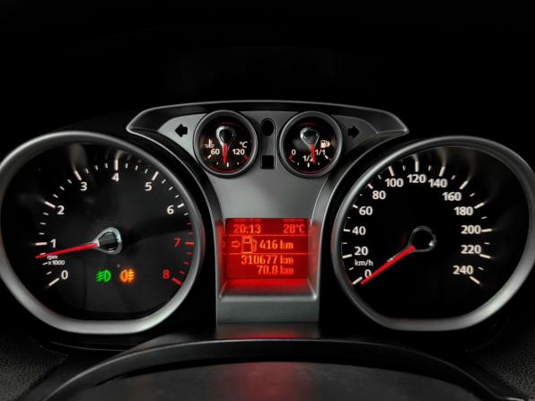 Ford Focus II с пробегом 2006 года, цена 499 000 рублей, 310000 км, хэтчбек, Автокод Объявления