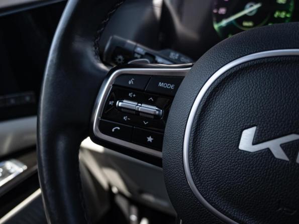Kia Carnival IV с пробегом 2022 года, цена 4 970 000 рублей, 26442 км, минивэн, Автокод Объявления
