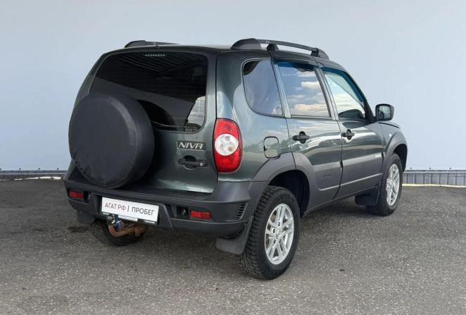 Chevrolet Niva I Рестайлинг с пробегом 2017 года, цена 660 000 рублей, 93788 км, внедорожник, Автокод Объявления