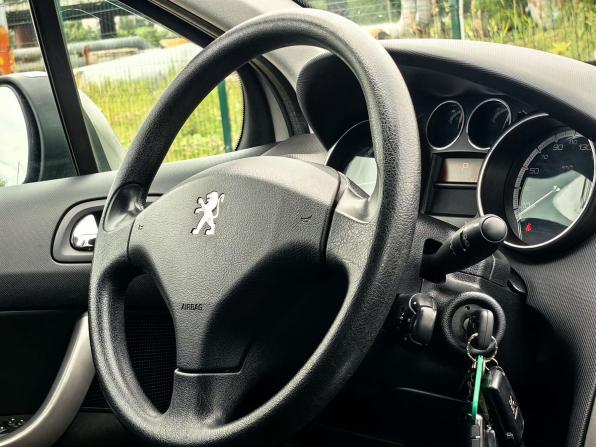 Peugeot 308 I с пробегом 2010 года, цена 529 000 рублей, 102000 км, хэтчбек, Автокод Объявления