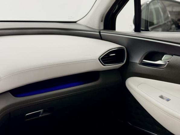 Hyundai Santa Fe IV Рестайлинг с пробегом 2021 года, цена 3 450 000 рублей, 99752 км, внедорожник, Автокод Объявления