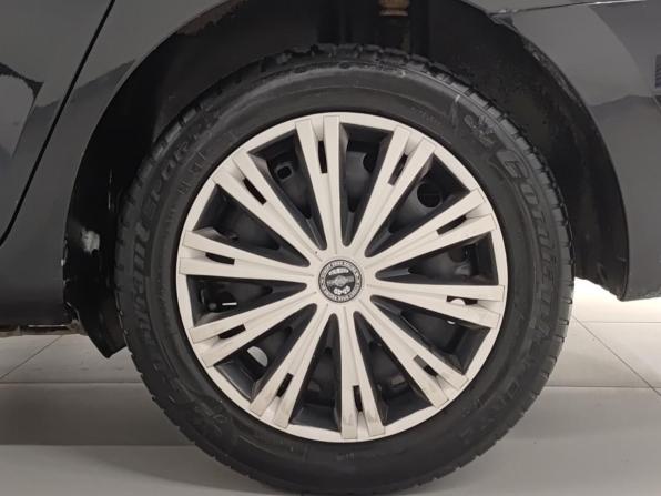 Skoda Rapid I с пробегом 2014 года, цена 730 000 рублей, 263663 км, лифтбек, Автокод Объявления