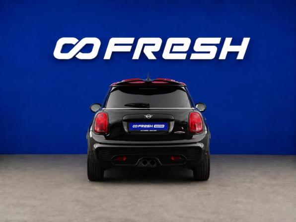 Mini Hatch III (F55/F56) Рестайлинг с пробегом 2019 года, цена 2 498 053 рубля, 125940 км, хэтчбек, Автокод Объявления